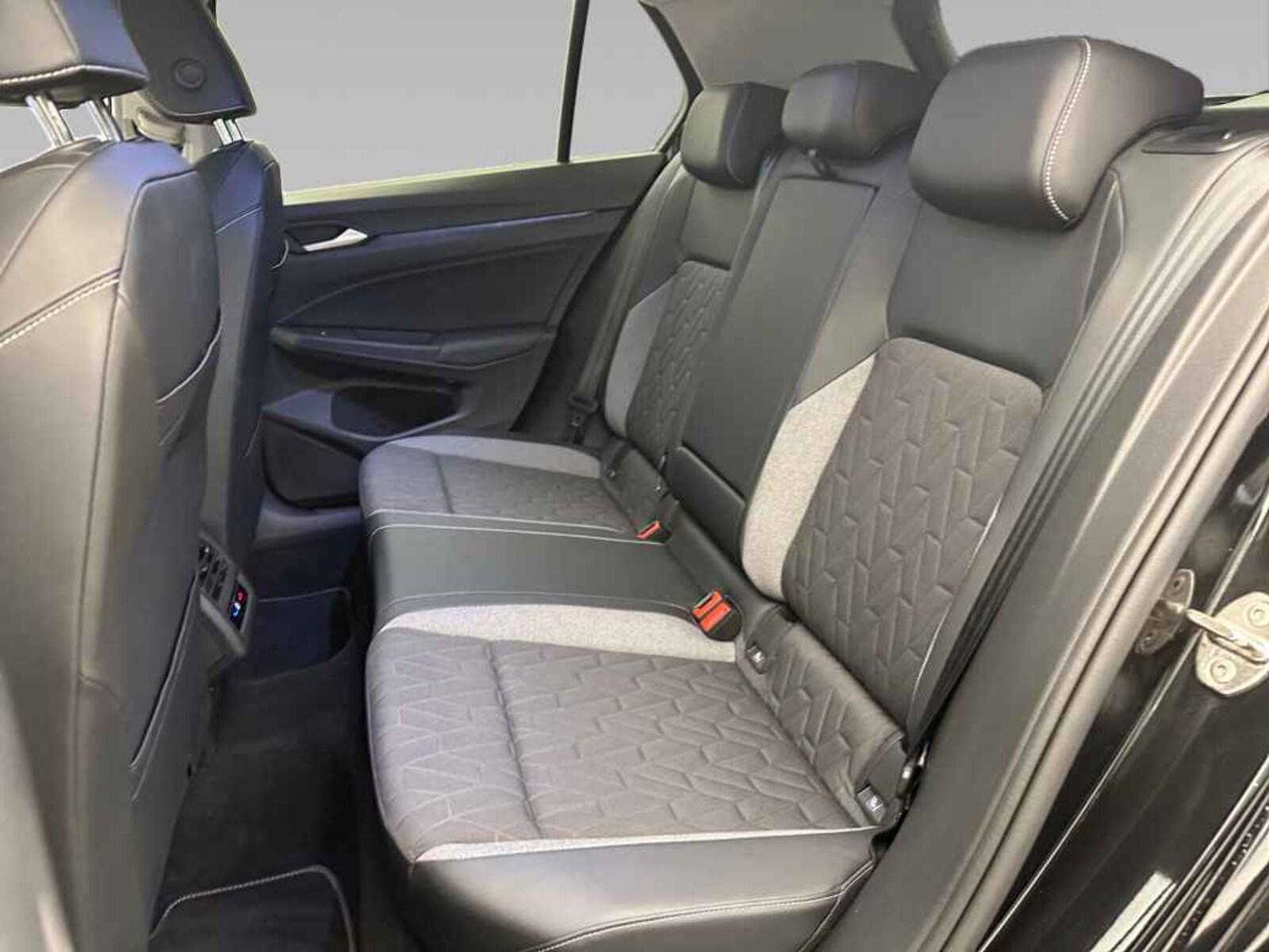 Volkswagen Golf – Bild 12