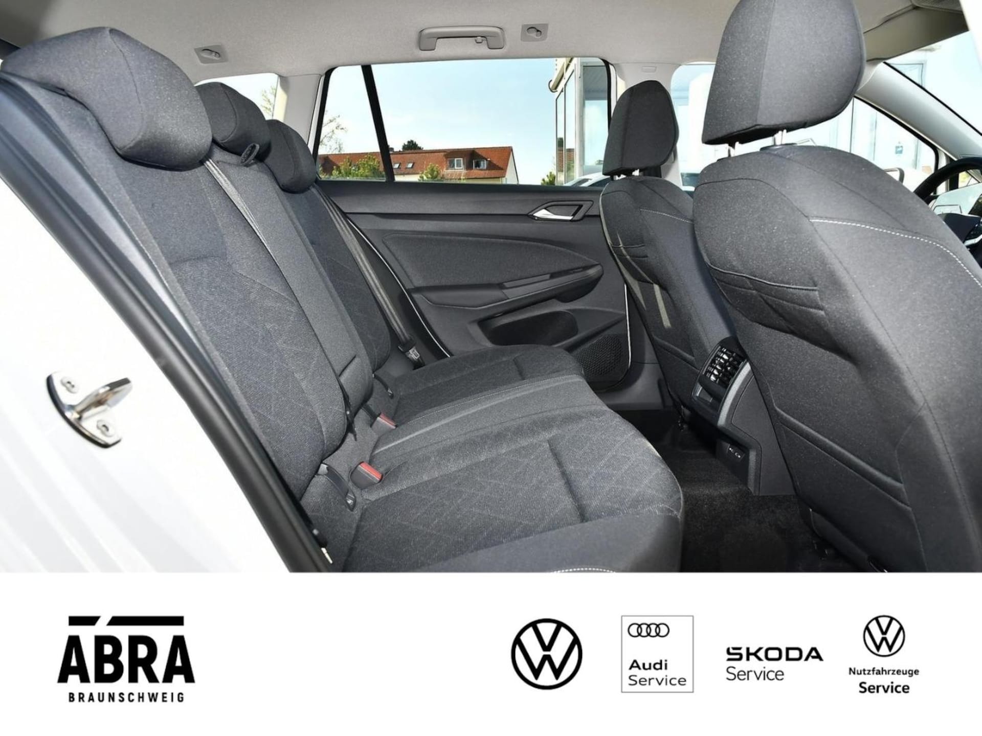 Volkswagen Golf Variant Life