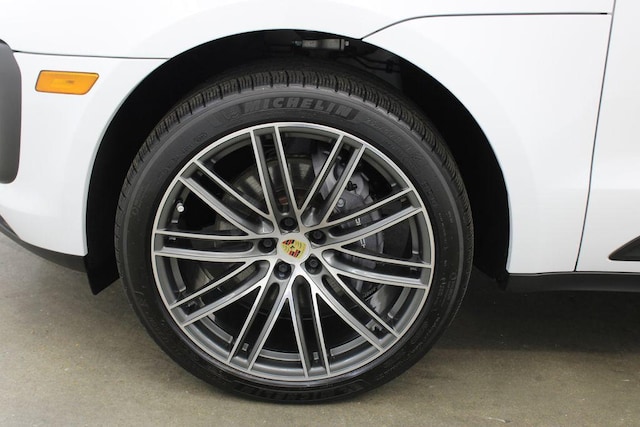 2024 Porsche Macan Base - Photo 12