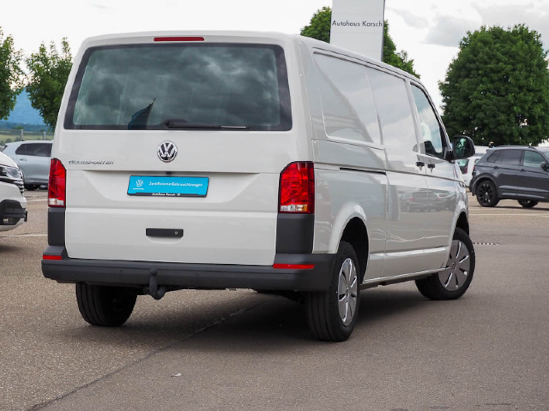 Volkswagen T6.1 Transporter Kasten langer Radstand