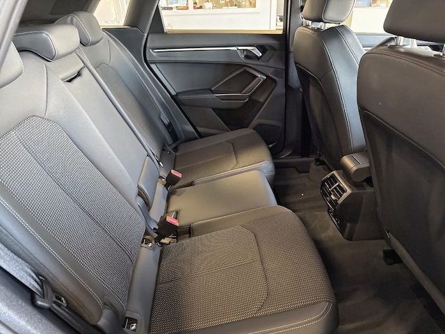 Image about Audi Q3 S line 35 TDI quattro 110 kW (150 ch) S tronic