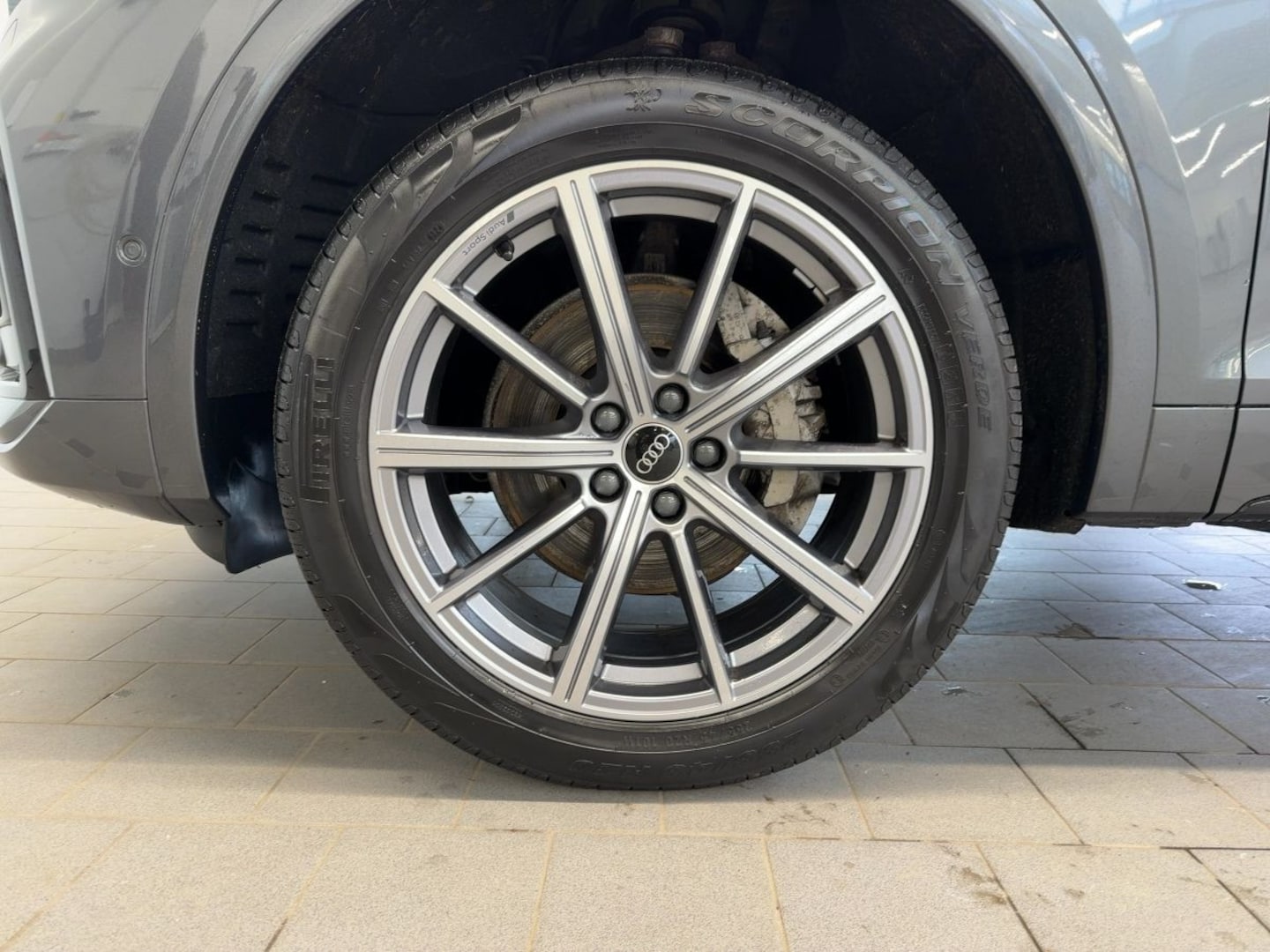 Bild über Audi Q5 40 TDI quattro 150 kW S tronic - für weitere Informationen kontaktieren Sie den Audi Partner