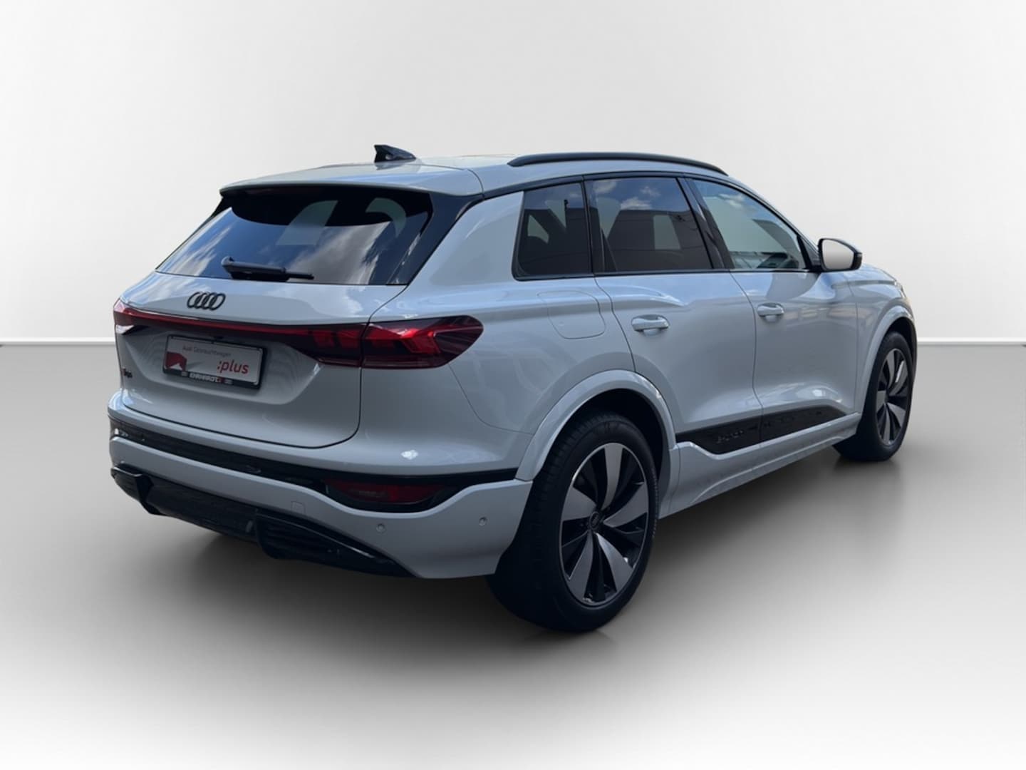 Bild über Audi Q6 SUV e-tron e-tron quattro - für weitere Informationen kontaktieren Sie den Audi Partner