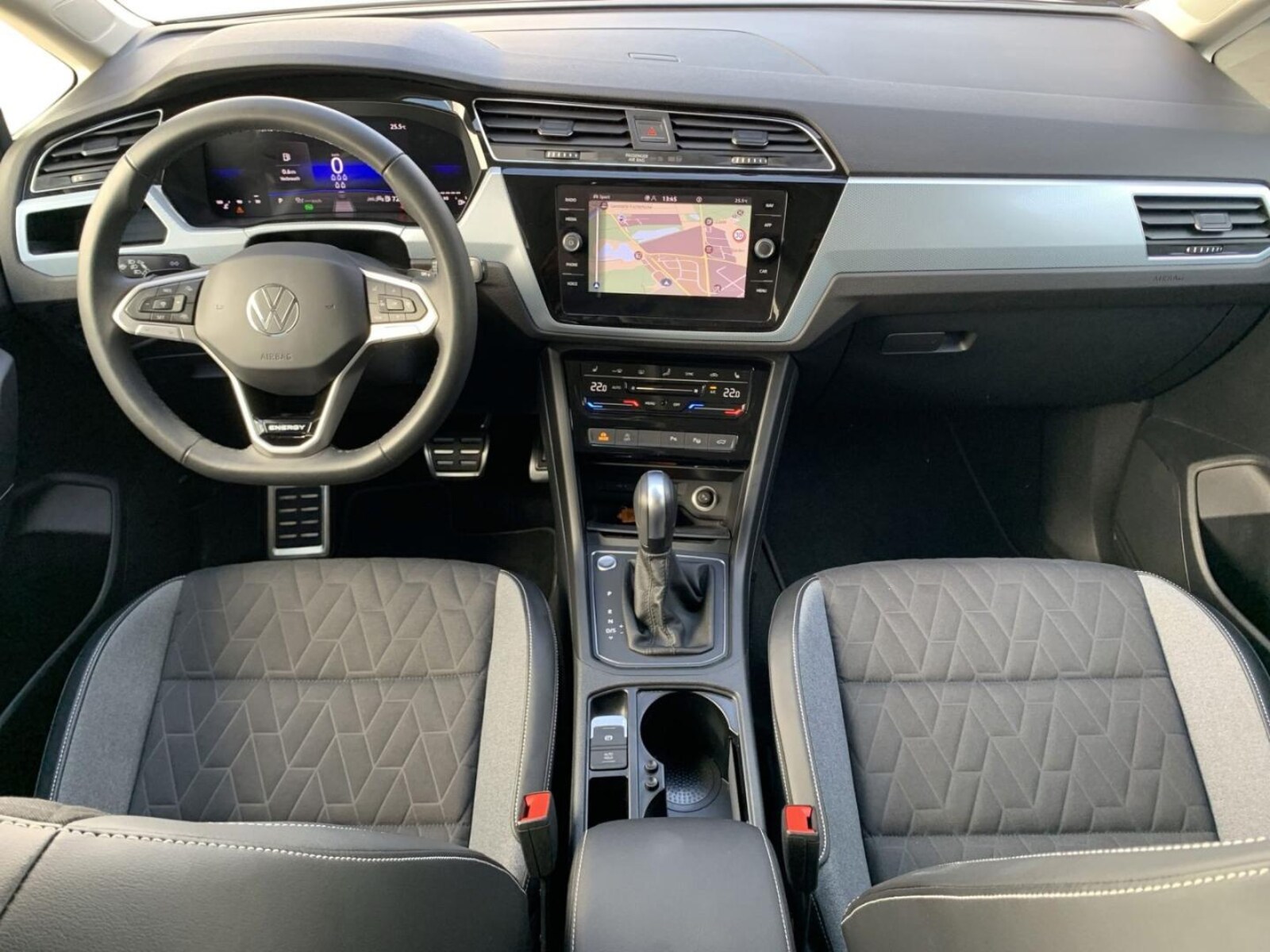 Volkswagen Touran – Bild 15