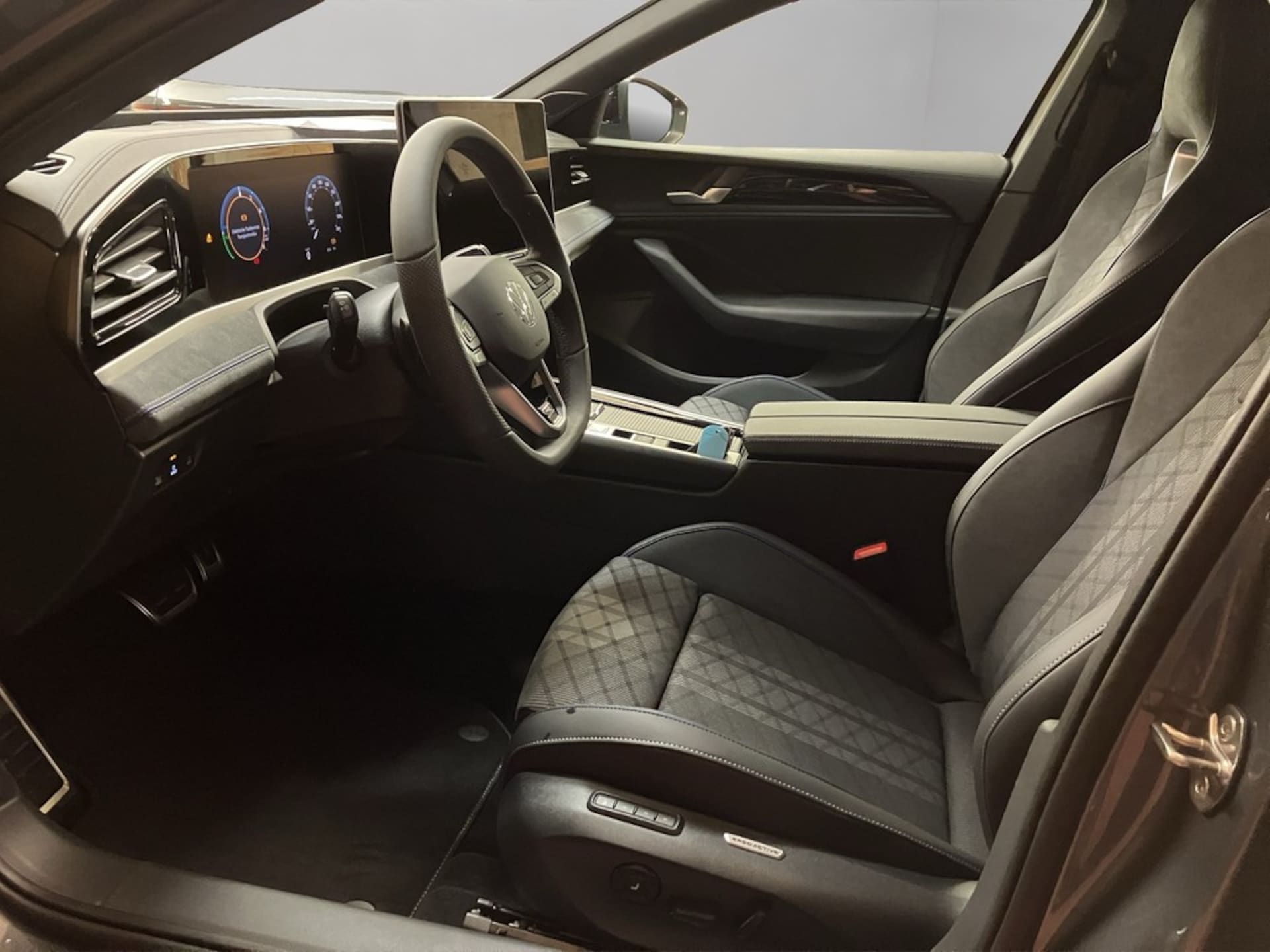 Volkswagen Passat R-Line