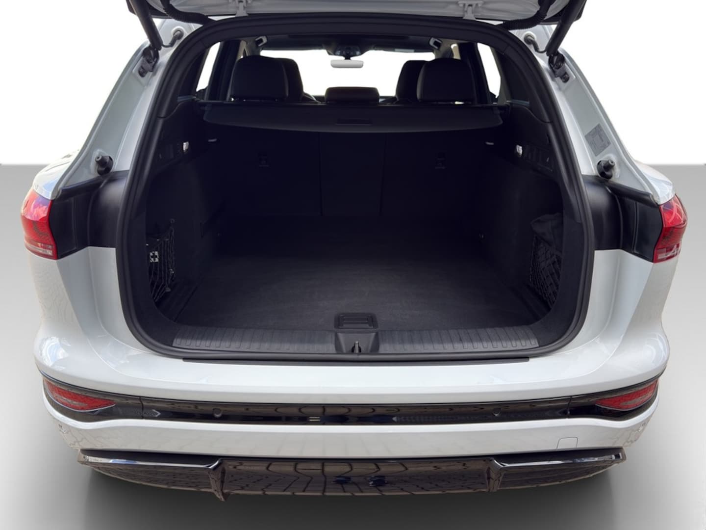 Bild über Audi Q6 SUV e-tron e-tron quattro - für weitere Informationen kontaktieren Sie den Audi Partner