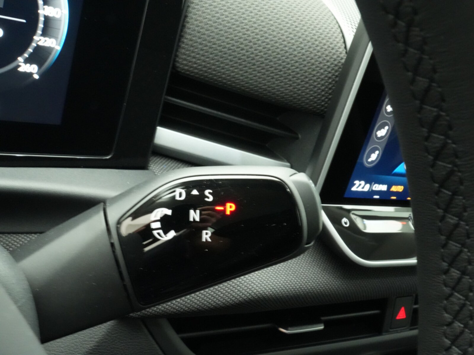 Volkswagen T-Roc – Bild 12