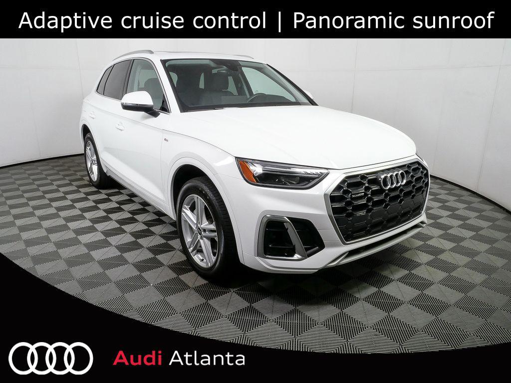 2024 Audi Q5 55 e Premium's photo