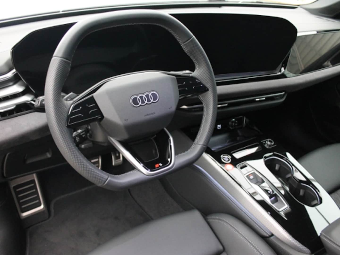 Bild über Audi A5 Avant e-hybrid e-hybrid quattro 270 kW S tronic - für weitere Informationen kontaktieren Sie den Audi Partner