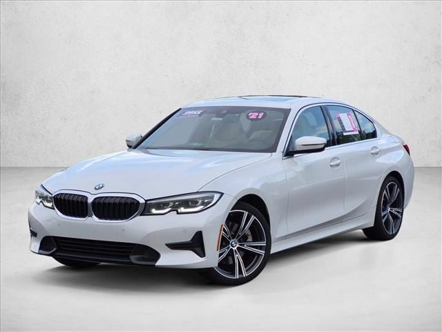 Photo of 2021 BMW 330i 