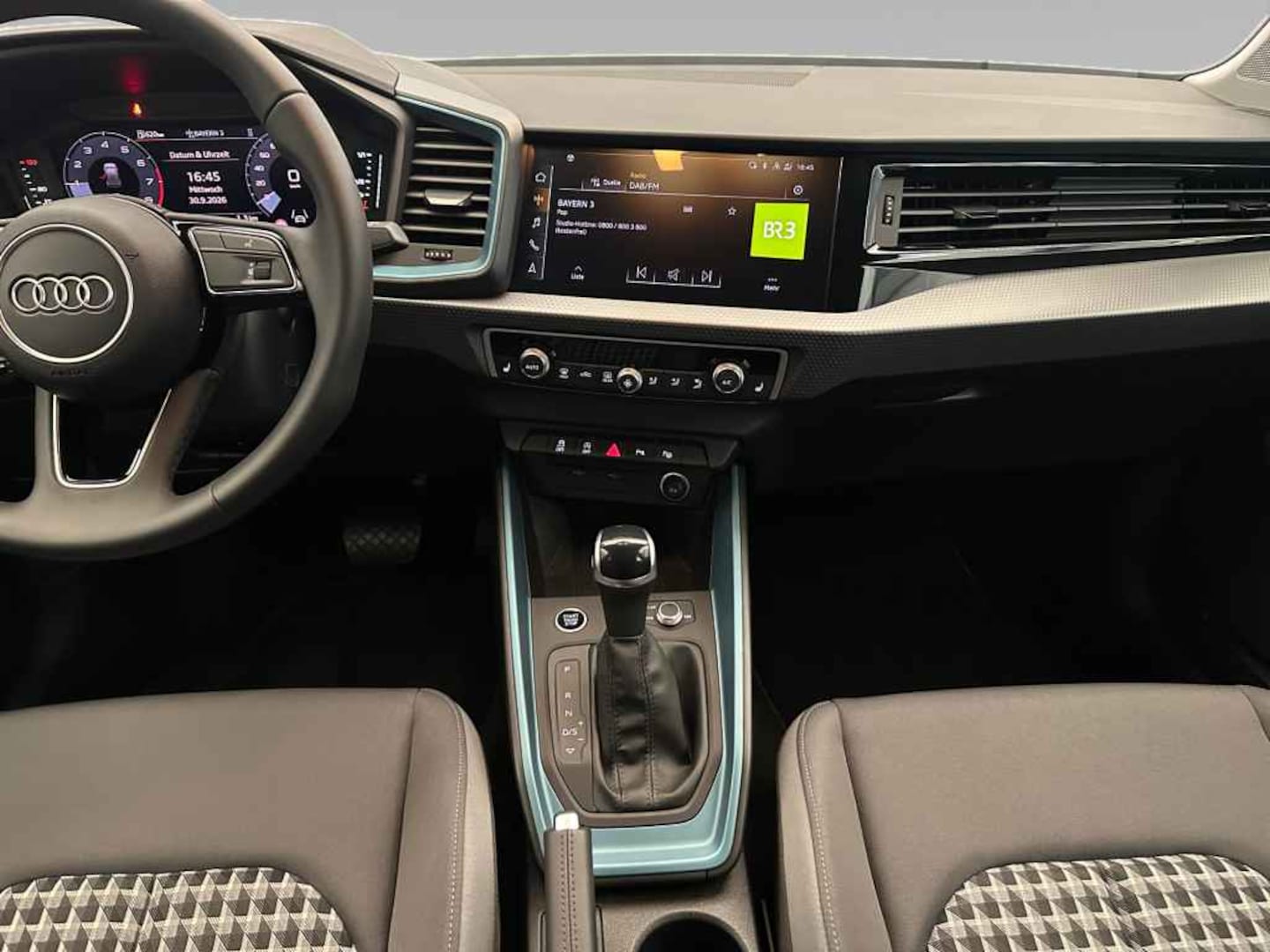 Bild über Audi A1 Sportback 30 TFSI S tronic - für weitere Informationen kontaktieren Sie den Audi Partner