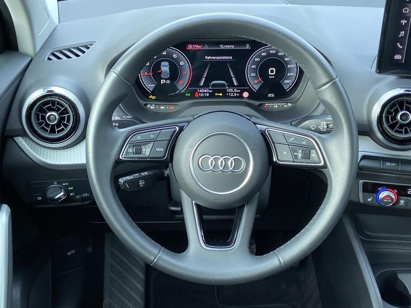 Bild über Audi Q2 advanced 35 TFSI S tronic - für weitere Informationen kontaktieren Sie den Audi Partner