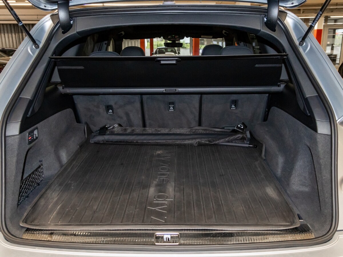 Image about Audi Q7 S line 55 TFSI quattro tiptronic