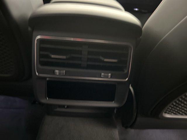 2026 Audi SQ8 Prestige - Photo 17