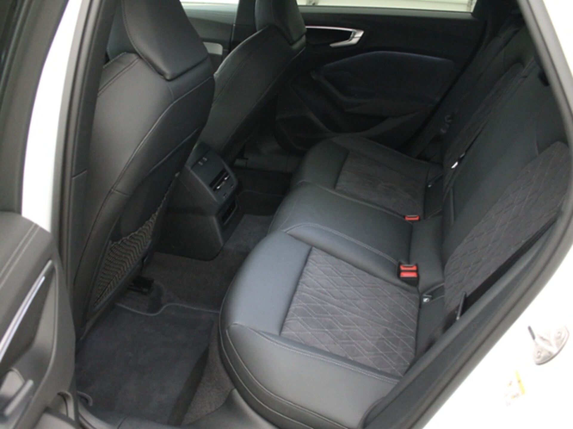 Audi A5 Avant e-hybrid