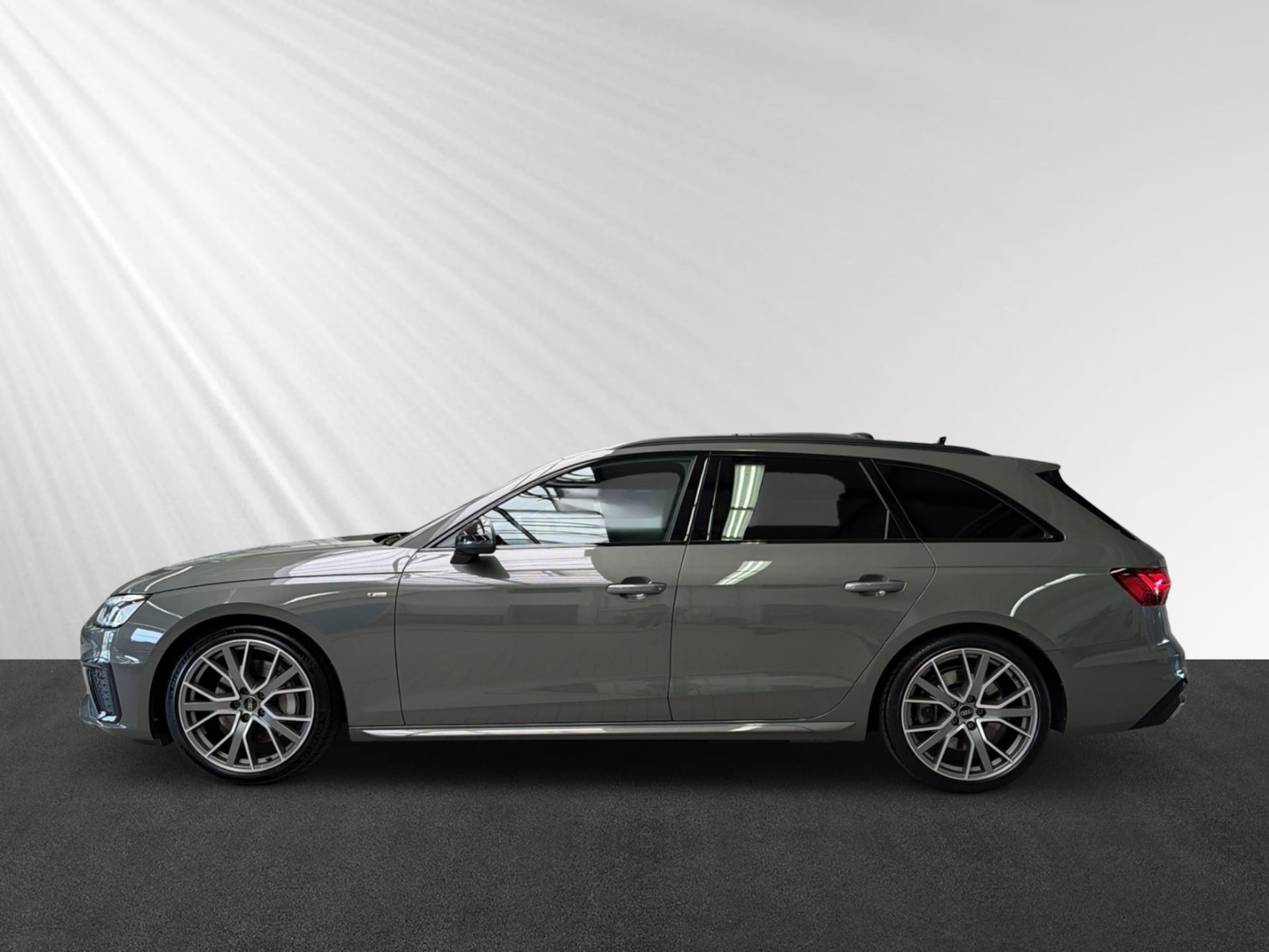 Audi A4 Avant S line