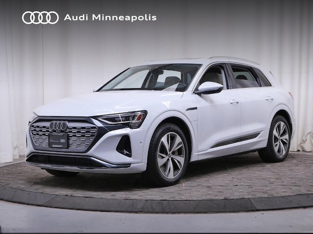 2024 Audi Q8 e-tron
