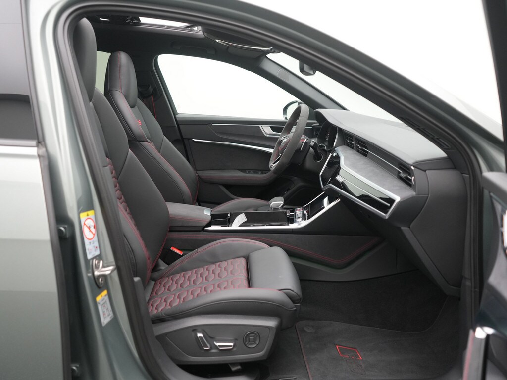 Image about Audi RS 6 Avant performance quattro tiptronic