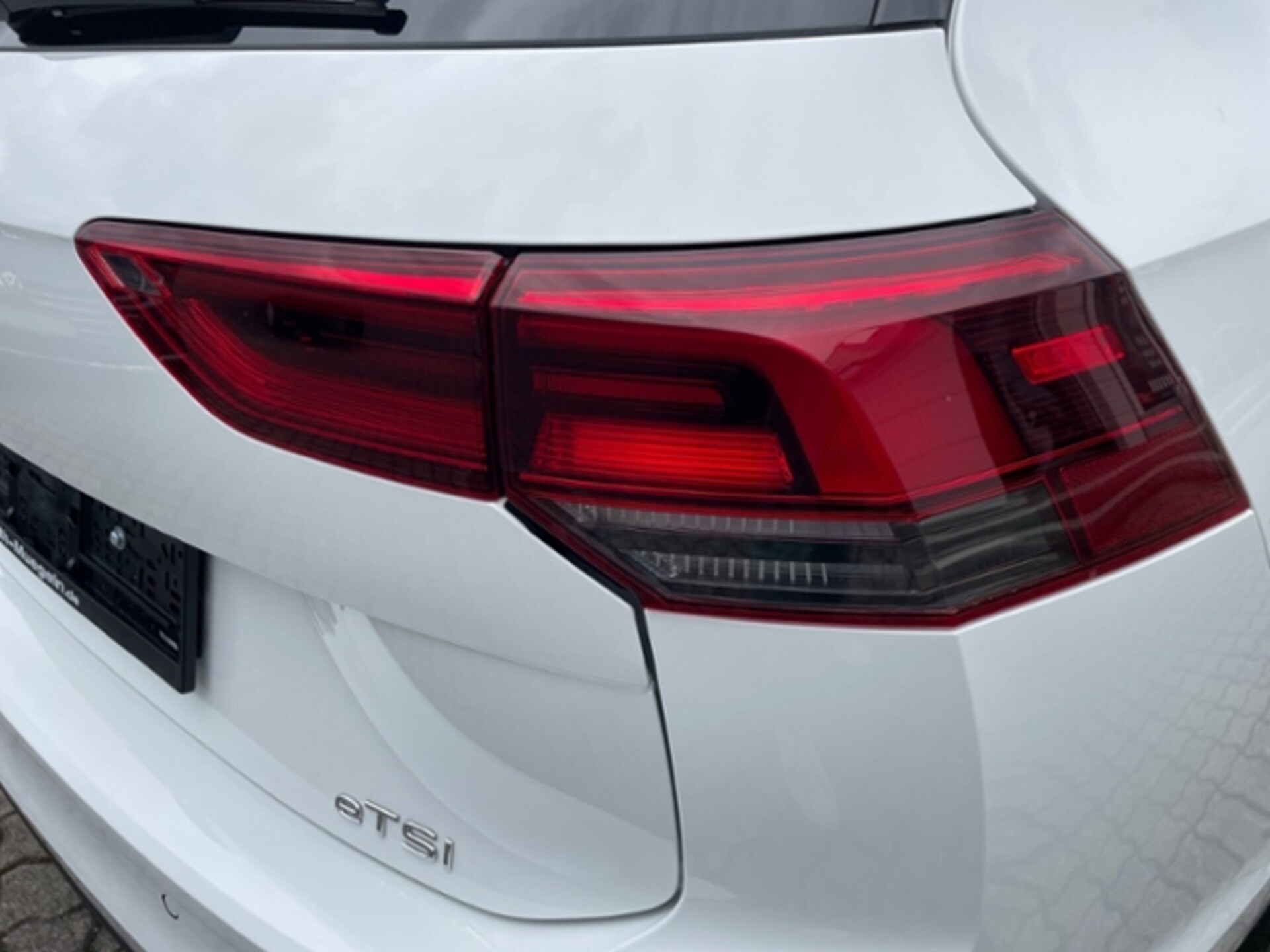 Volkswagen Golf Variant Life