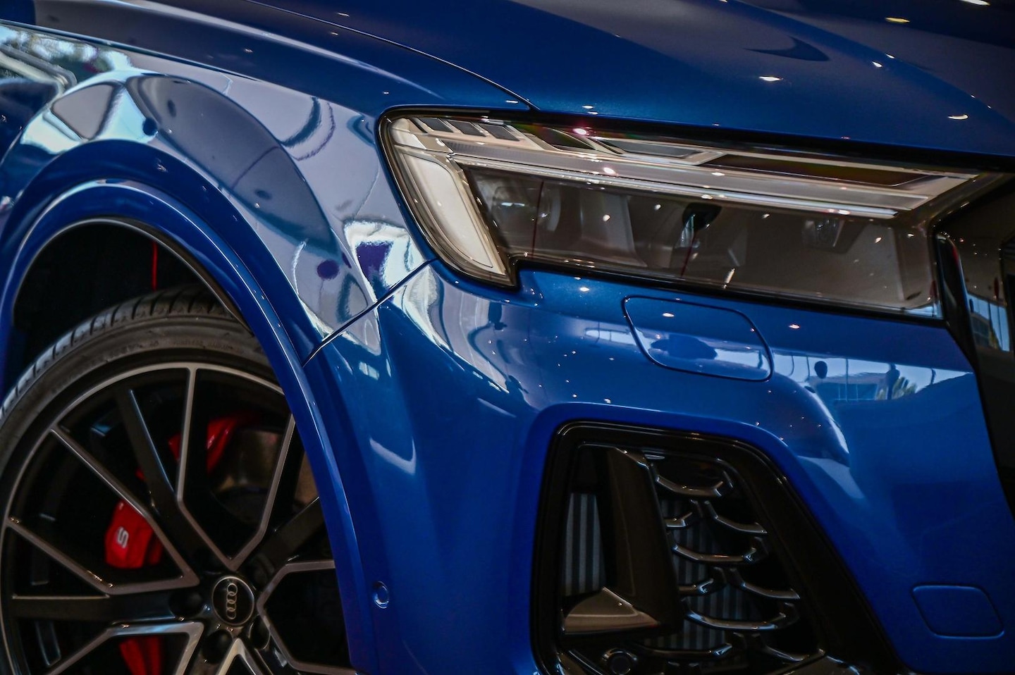 Image about Audi SQ7 TFSI quattro tiptronic