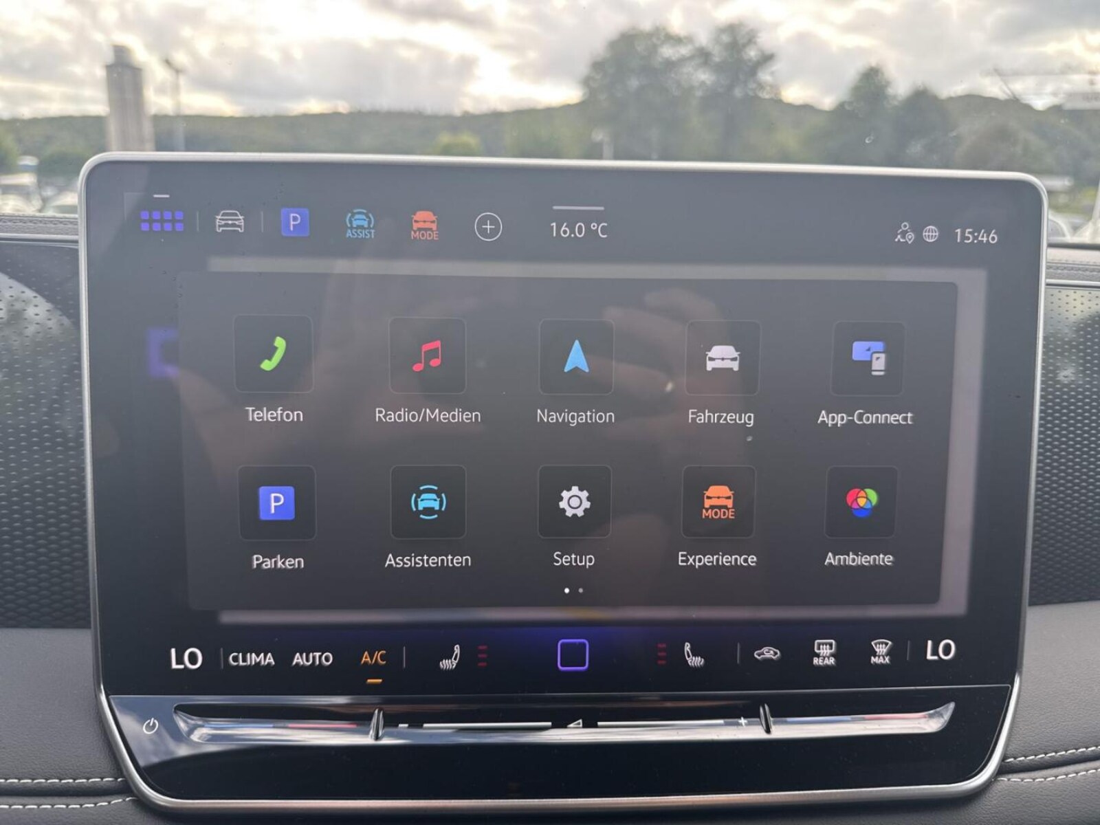 Volkswagen Tiguan – Bild 17