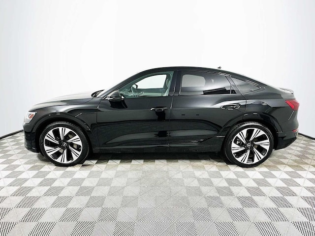 2024 Audi Q8 Sportback e-tron