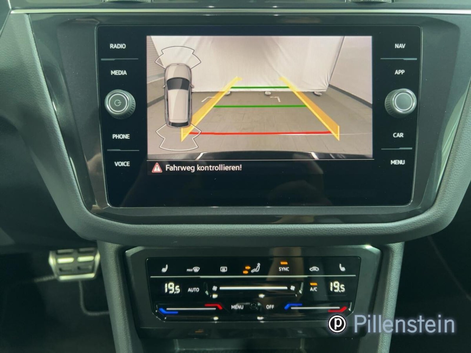 Volkswagen Tiguan – Bild 9