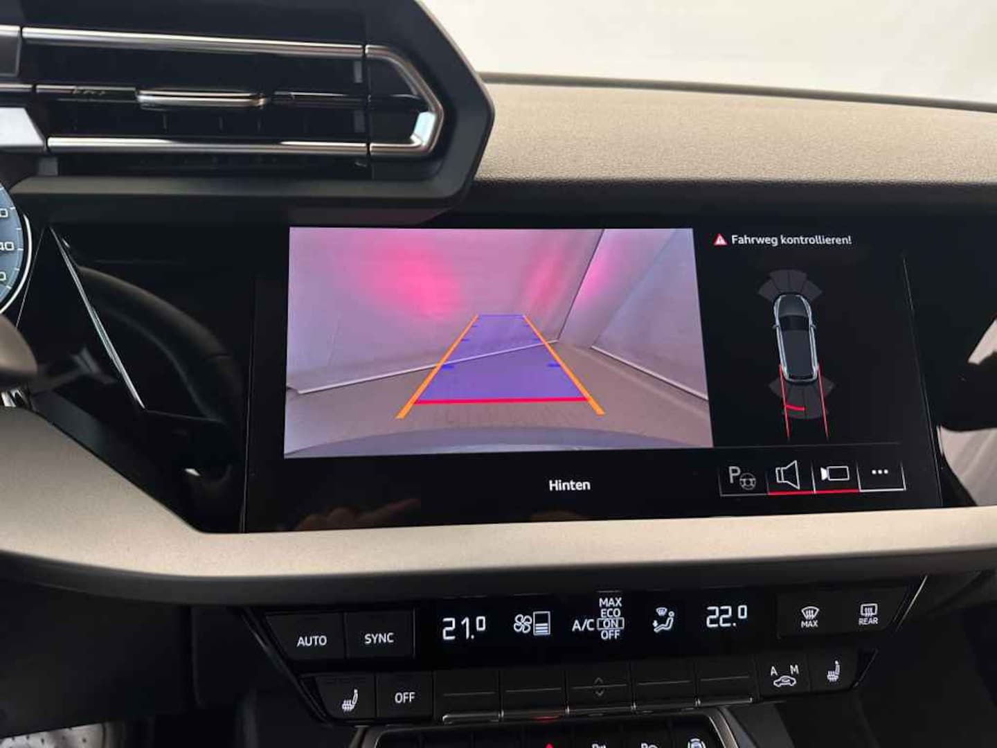 Bild über Audi A3 Sportback TFSI 85 kW S tronic - für weitere Informationen kontaktieren Sie den Audi Partner