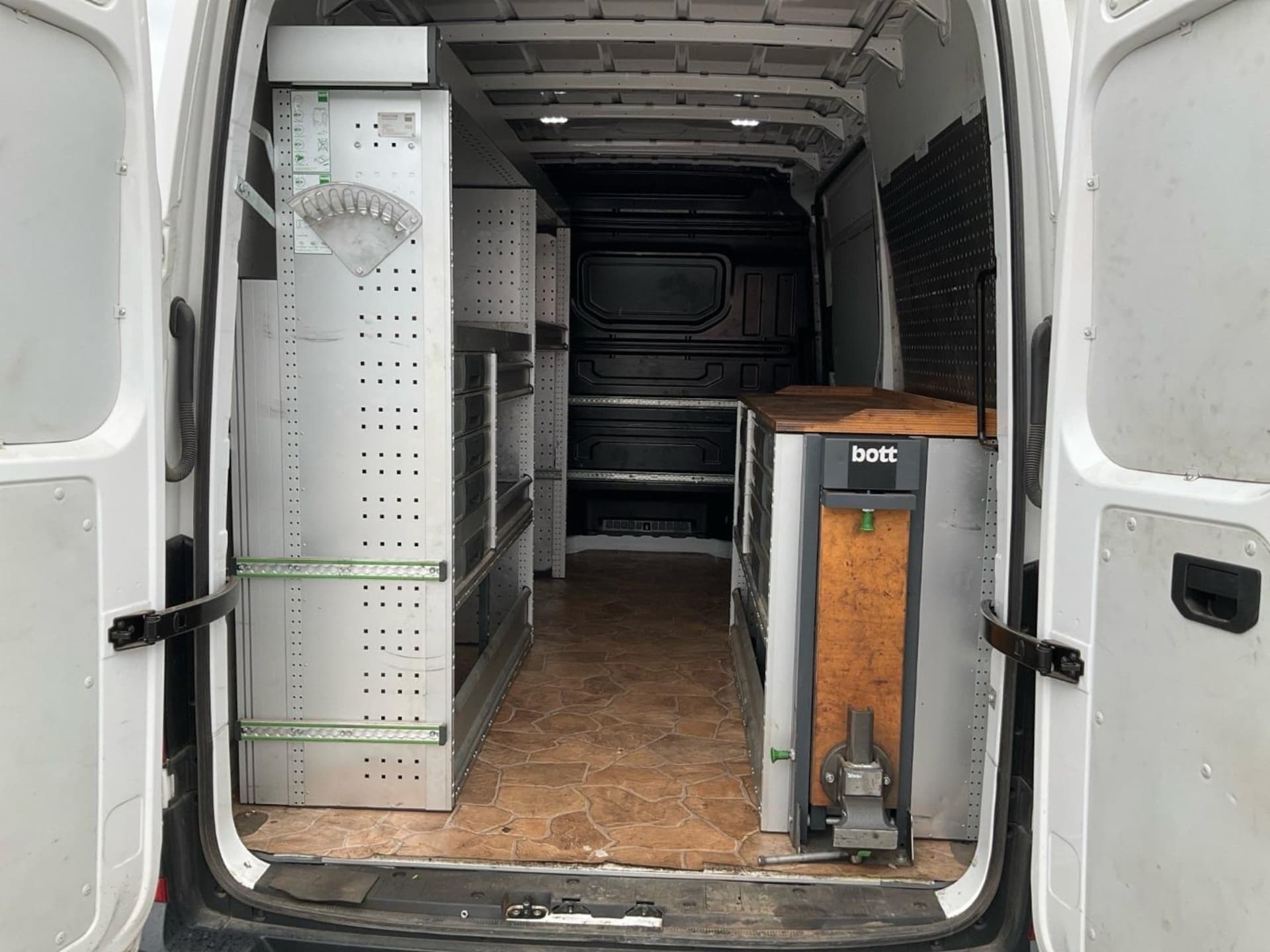 Volkswagen Crafter Kasten mittlerer Radstand