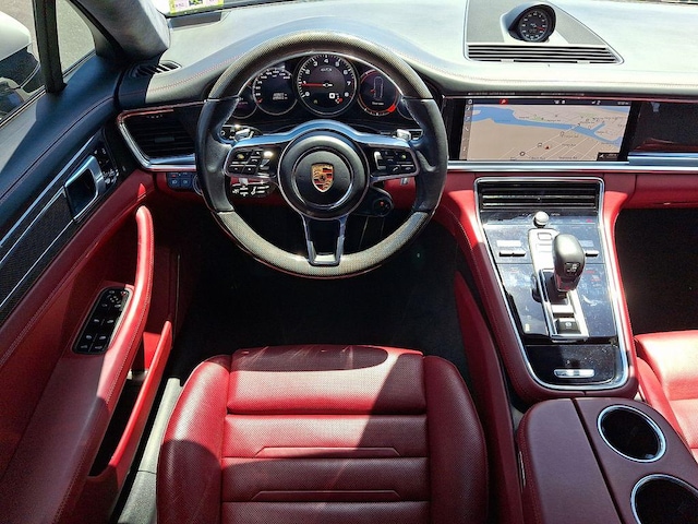 2019 Porsche Panamera