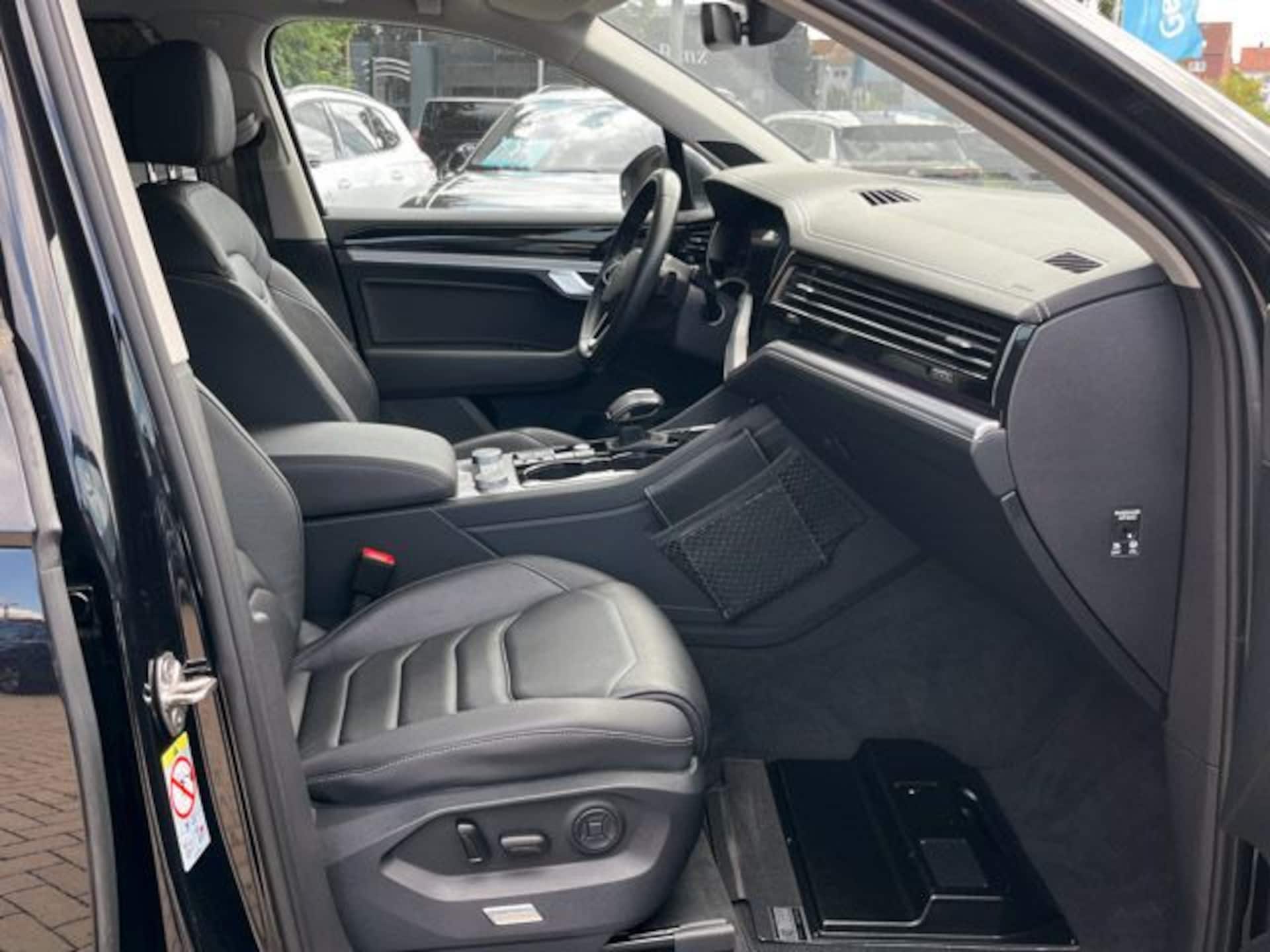 Volkswagen Touareg Elegance