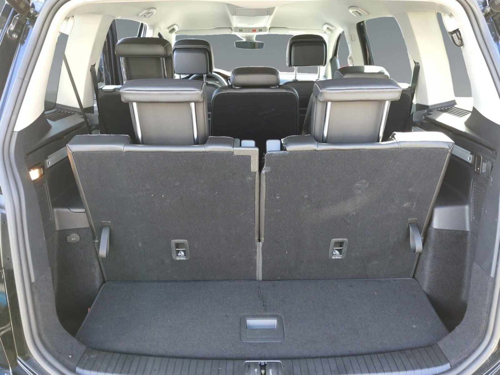 Volkswagen Touran – Bild 23