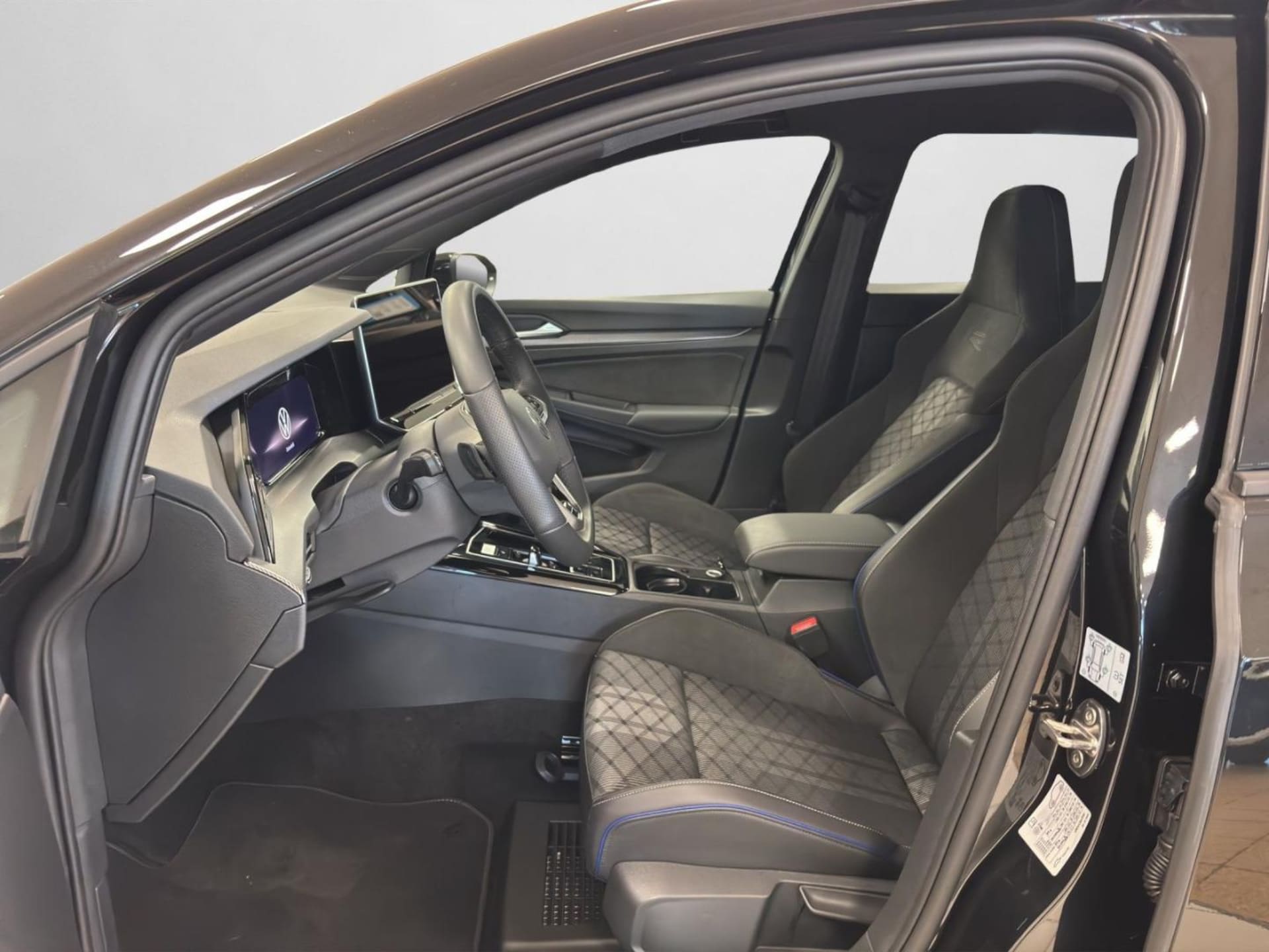 Volkswagen Golf Variant R-Line