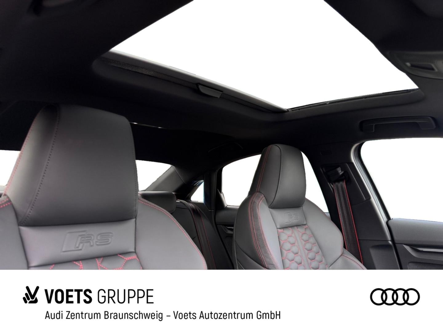 Bild über Audi RS 3 Limousine TFSI quattro 294 kW S tronic - für weitere Informationen kontaktieren Sie den Audi Partner