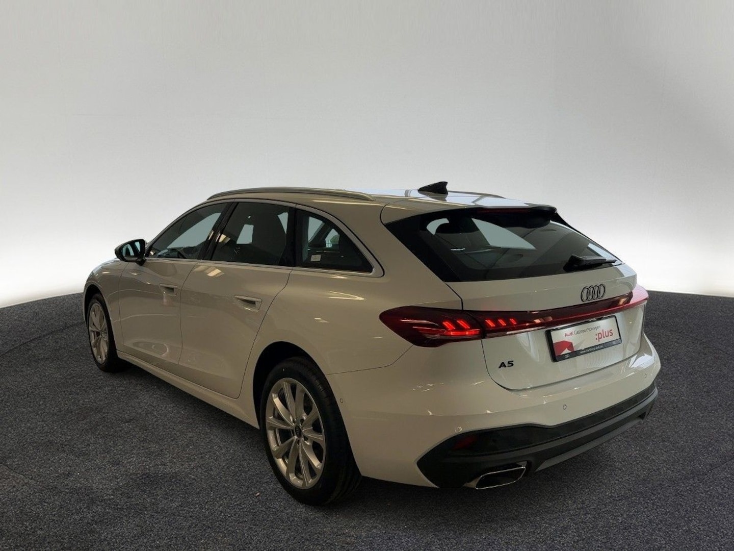 Bild über Audi A5 Avant TFSI S tronic - für weitere Informationen kontaktieren Sie den Audi Partner