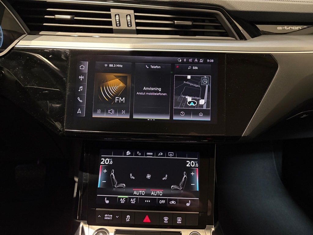 Bild som visar Audi Q8 e-tron Q8 50 e-tron quattro Proline 250,00 kW - för mer information kontakta din Audi Partner