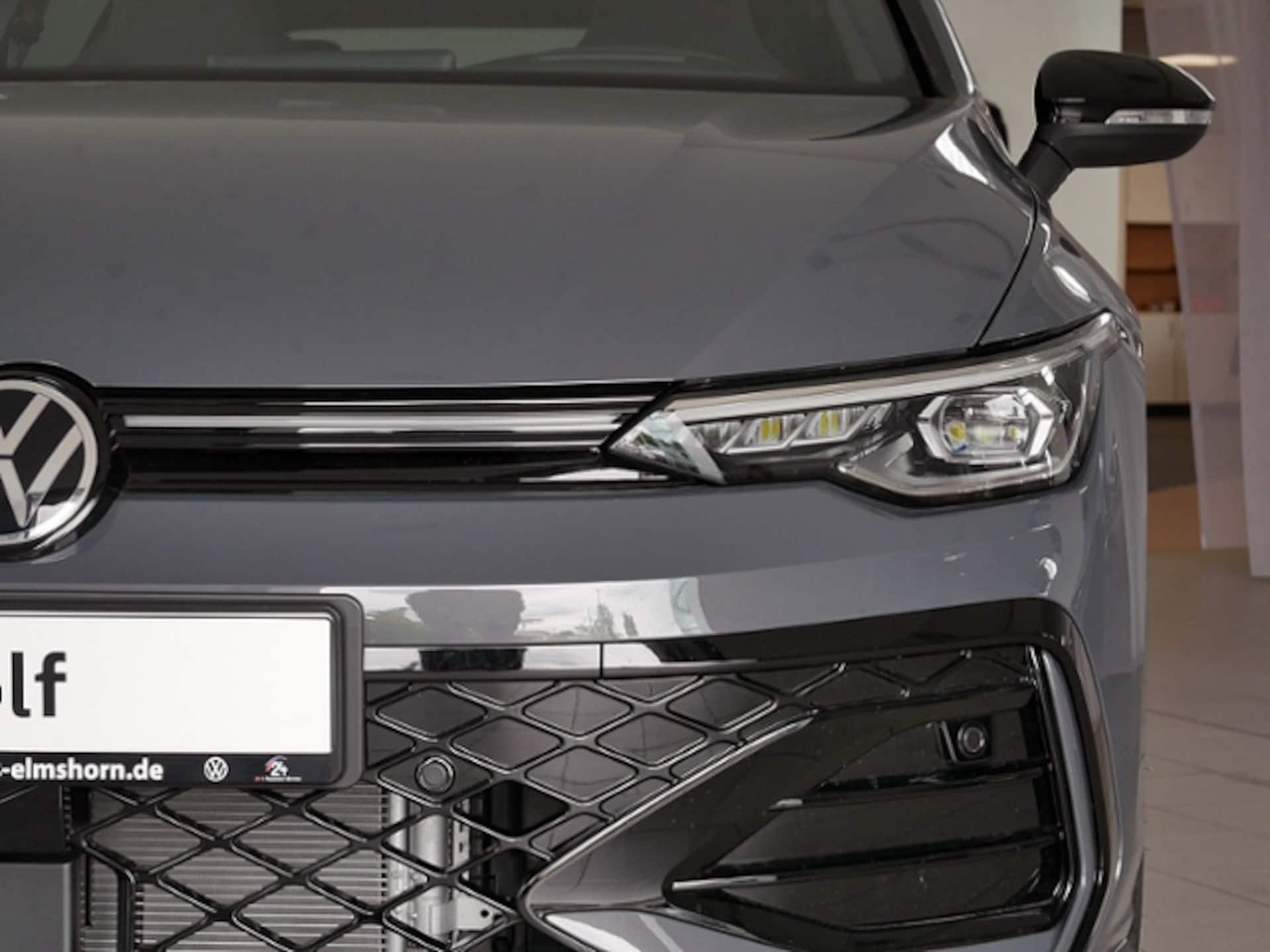 Volkswagen Golf R-Line