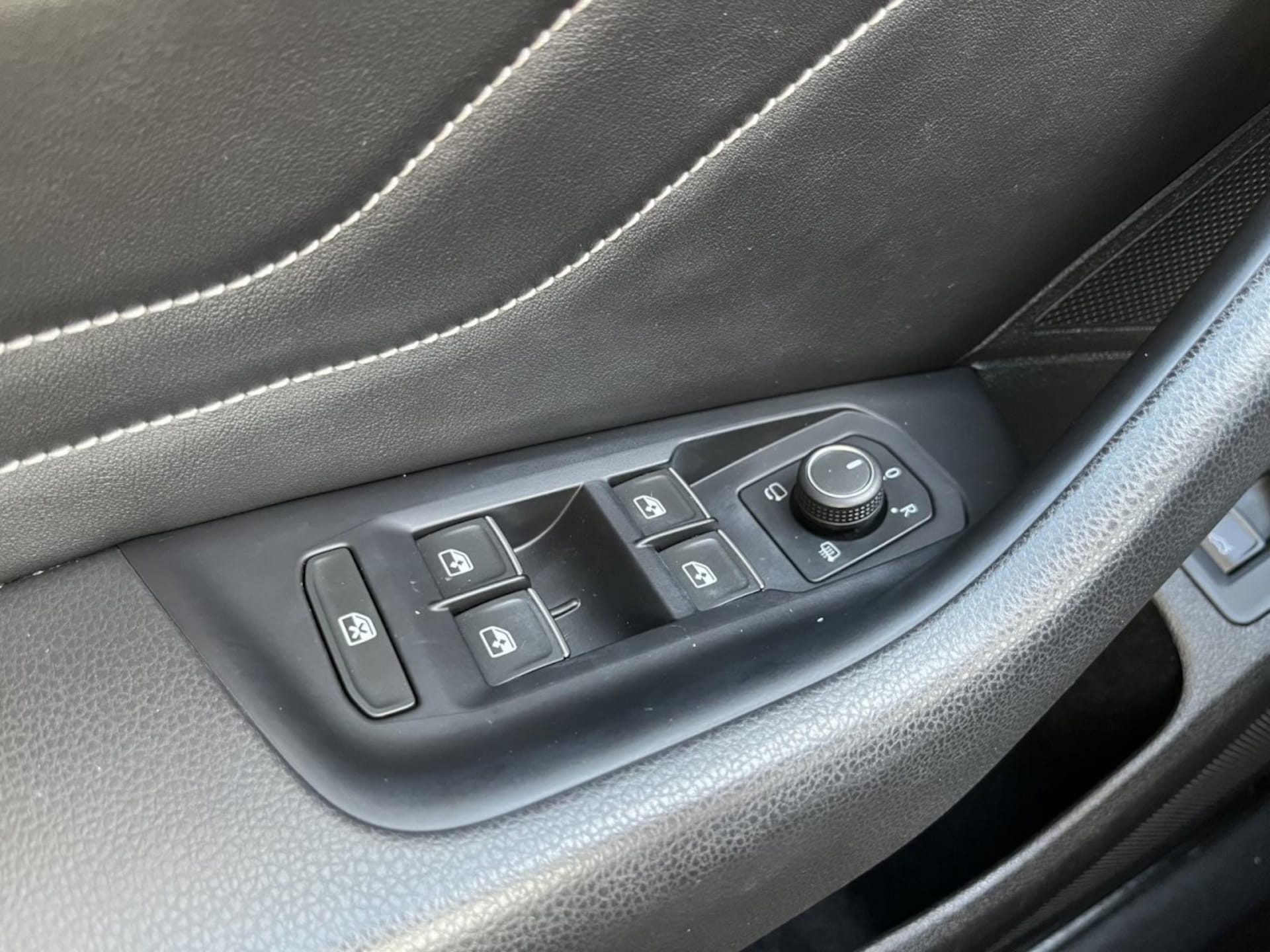 Volkswagen Arteon R-Line