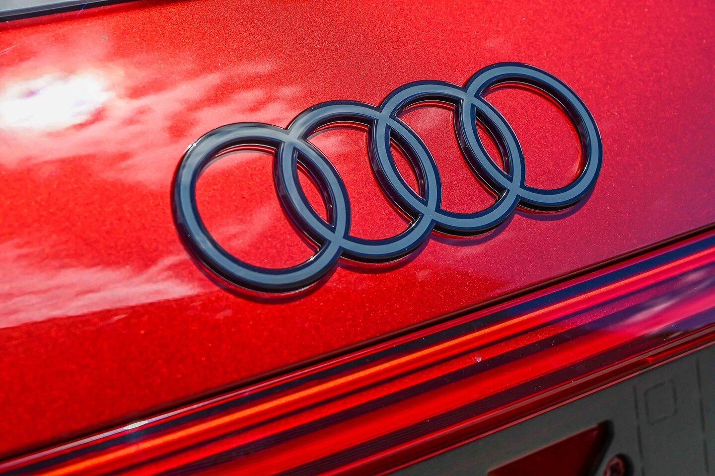 Image about Audi Q5 SUV TDI quattro 150 kW sport