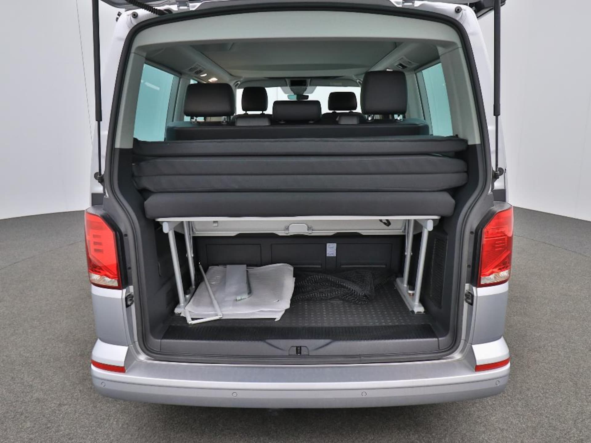 Volkswagen T6.1 California Beach