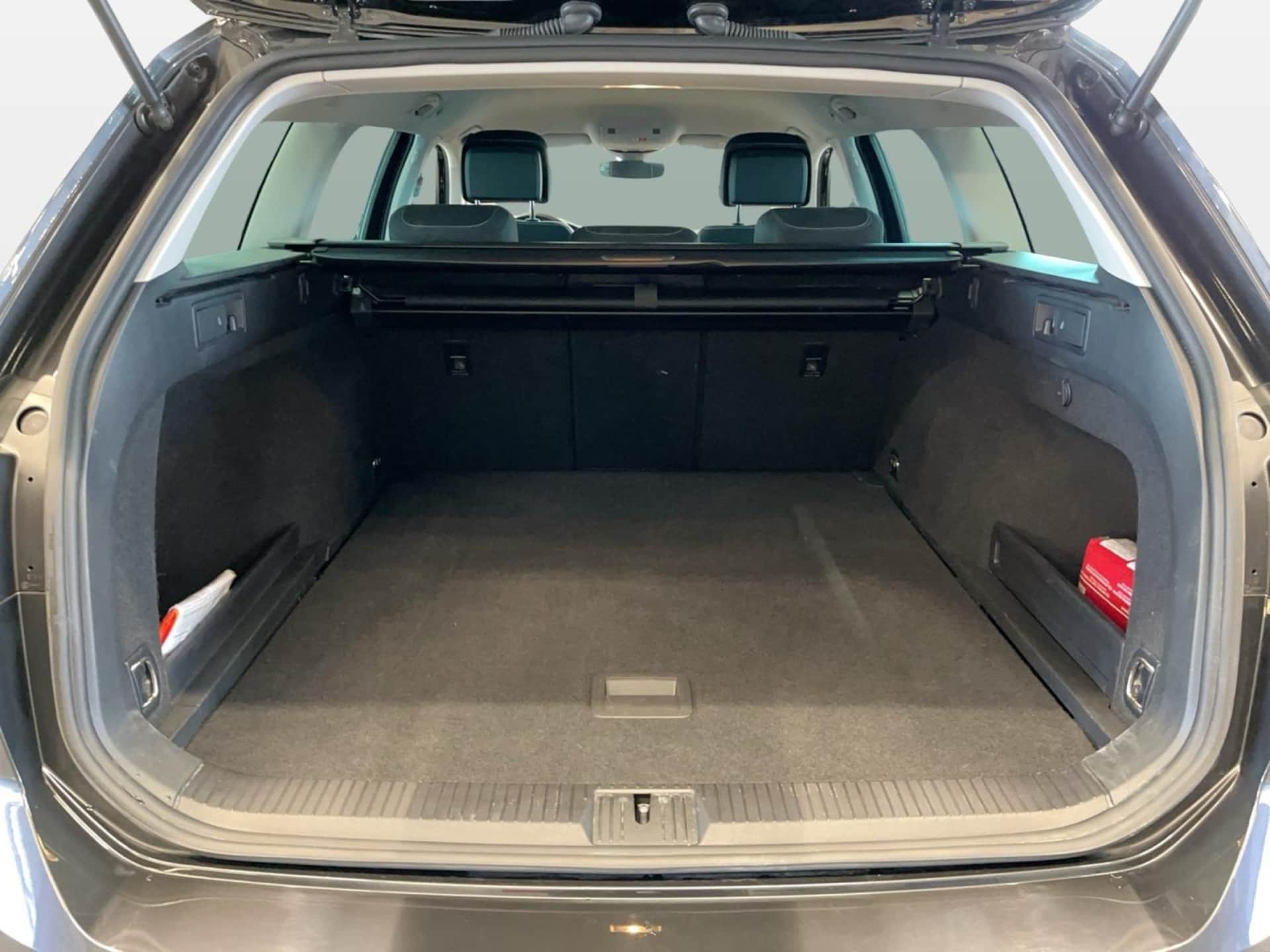 Volkswagen Passat Variant Business