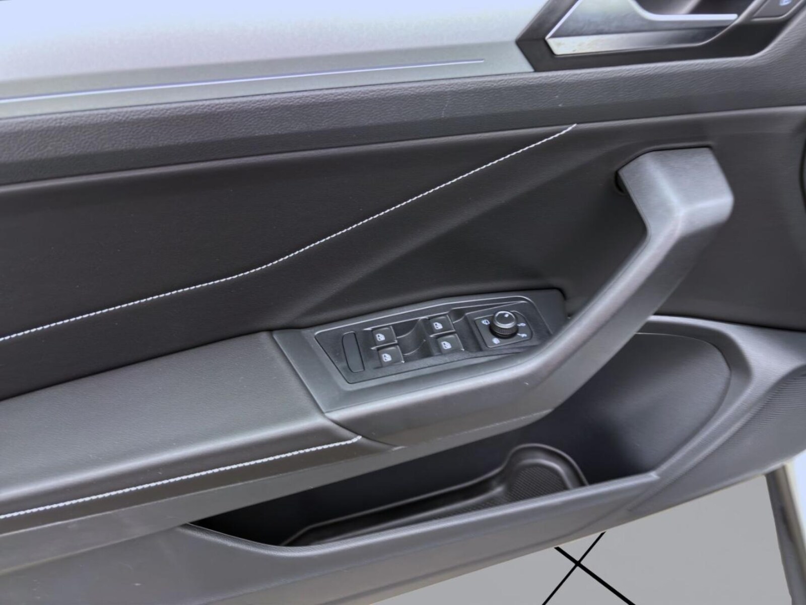 Volkswagen T-Roc Cabriolet – Bild 11