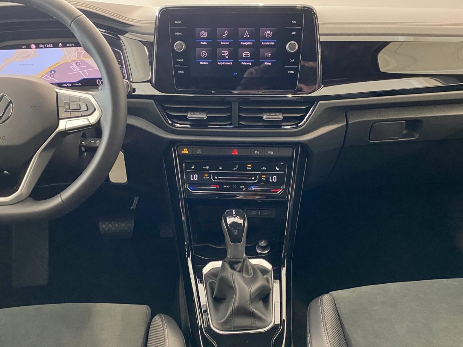 Volkswagen T-Roc – Bild 12