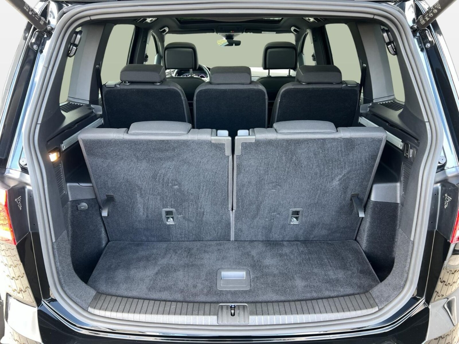 Volkswagen Touran – Bild 17