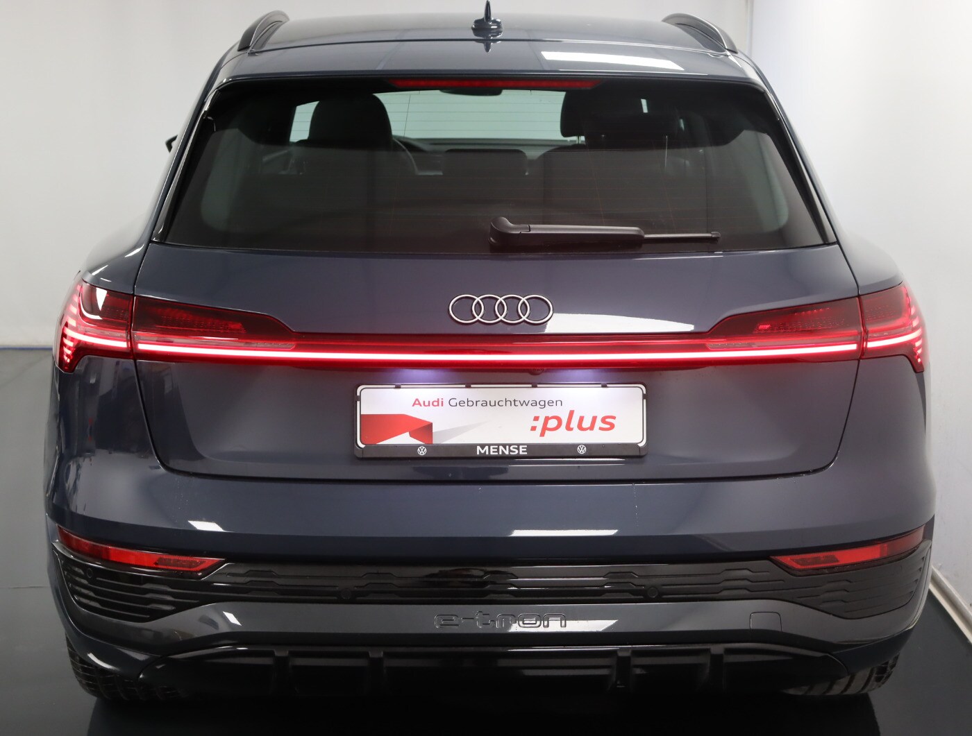 Image about Audi Q8 e-tron S line 55 e-tron quattro