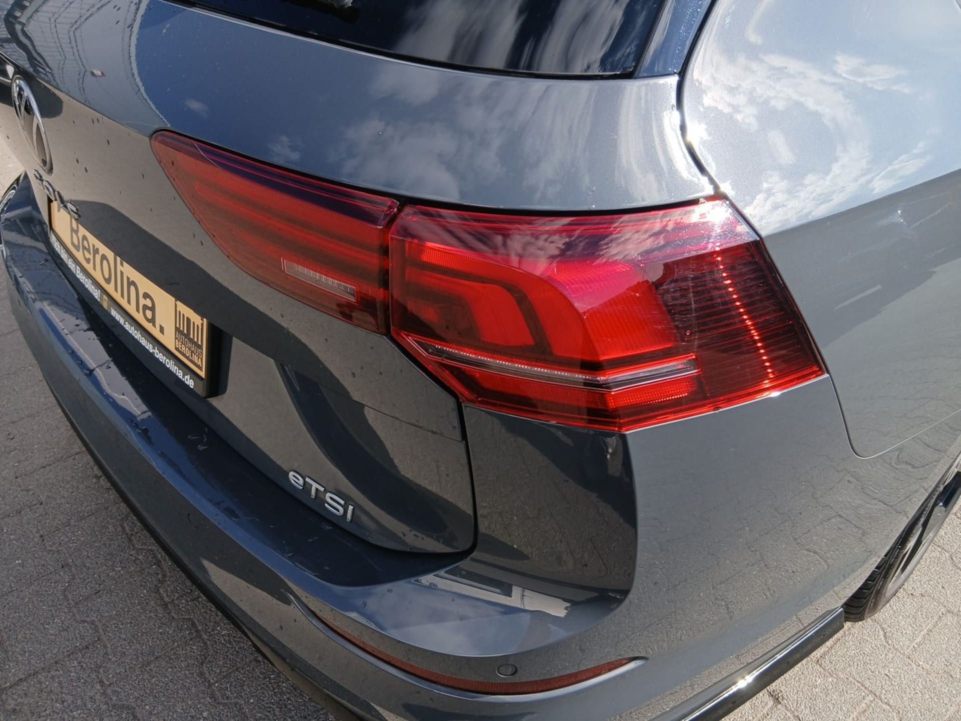 Volkswagen Golf Variant R-Line