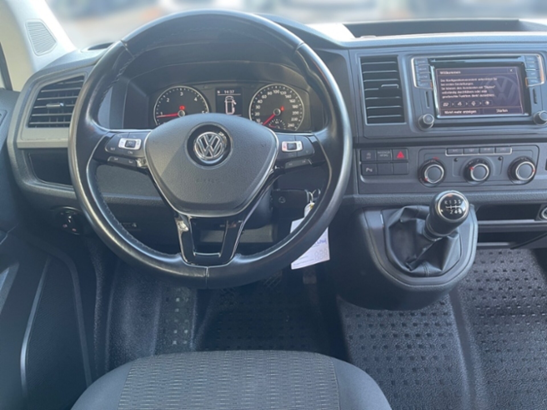 Volkswagen T6 Caravelle langer Radstand Comfortline