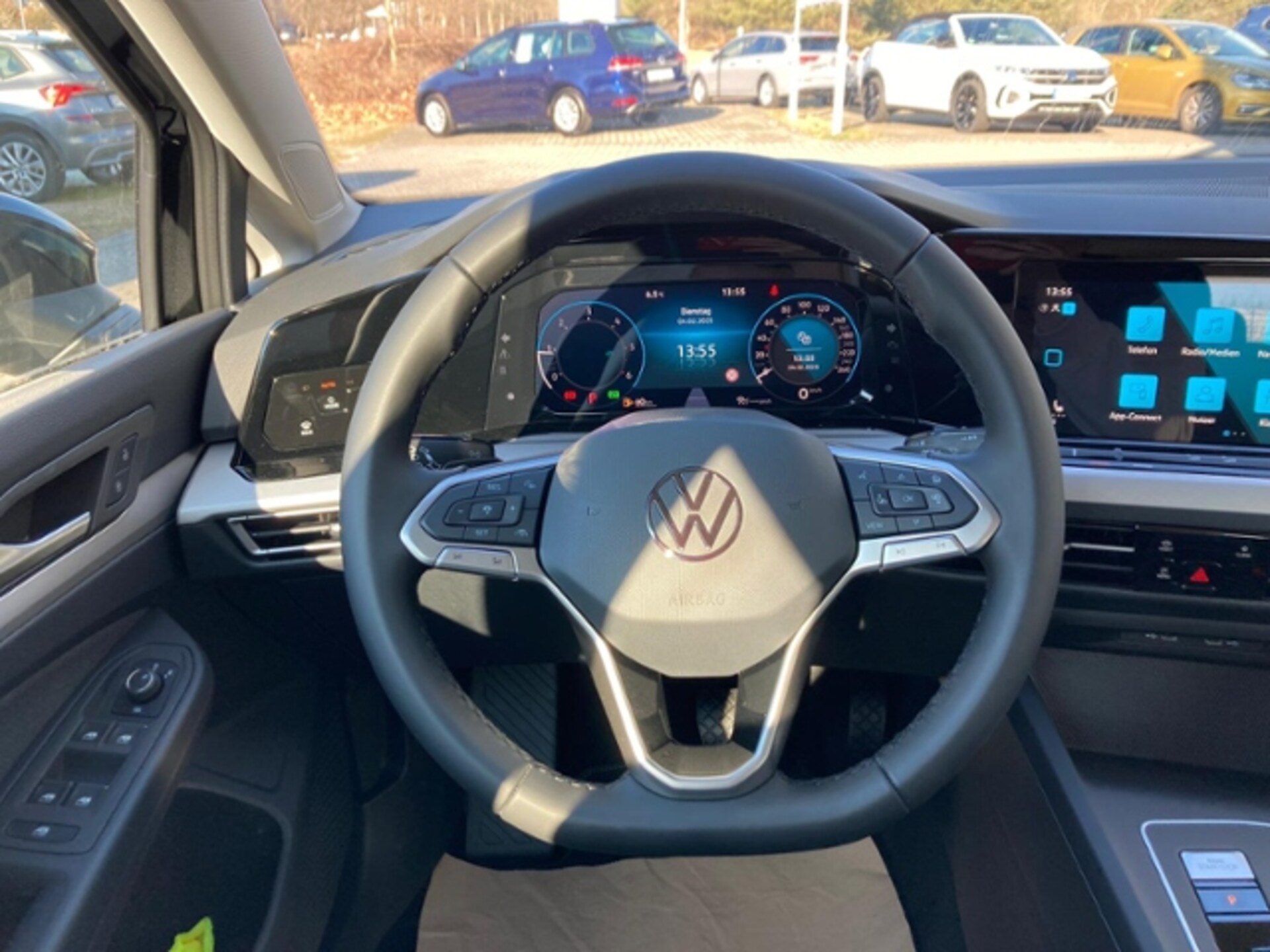 Volkswagen Golf Variant Life