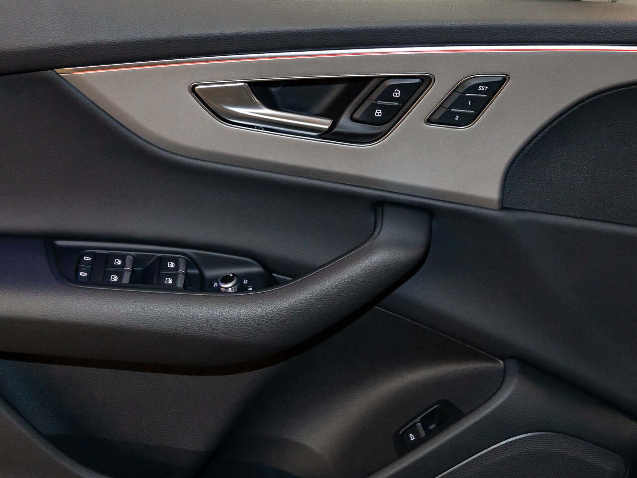Image about Audi Q7 S line 55 TFSI quattro tiptronic