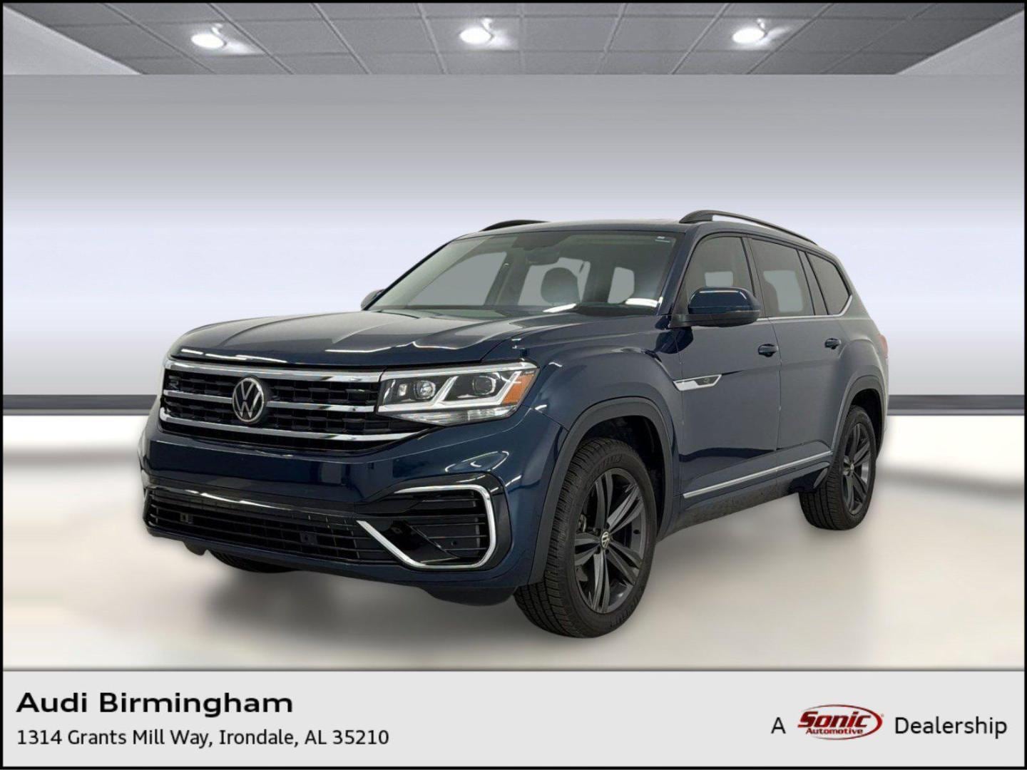 2021 Volkswagen Atlas 3.6L SE w/Tech R-Line's photo